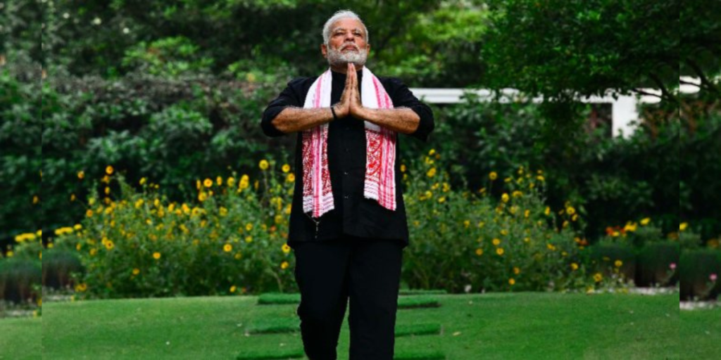 PM Modi Doing Yoga