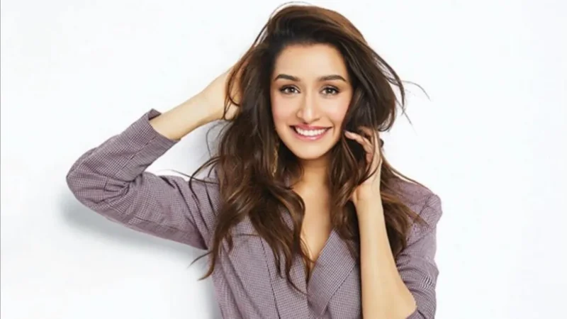 Shraddha Kapoor: इंस्टाग्राम पर श्रद्धा कपूर ने PM मोदी को छोड़ा पीछे